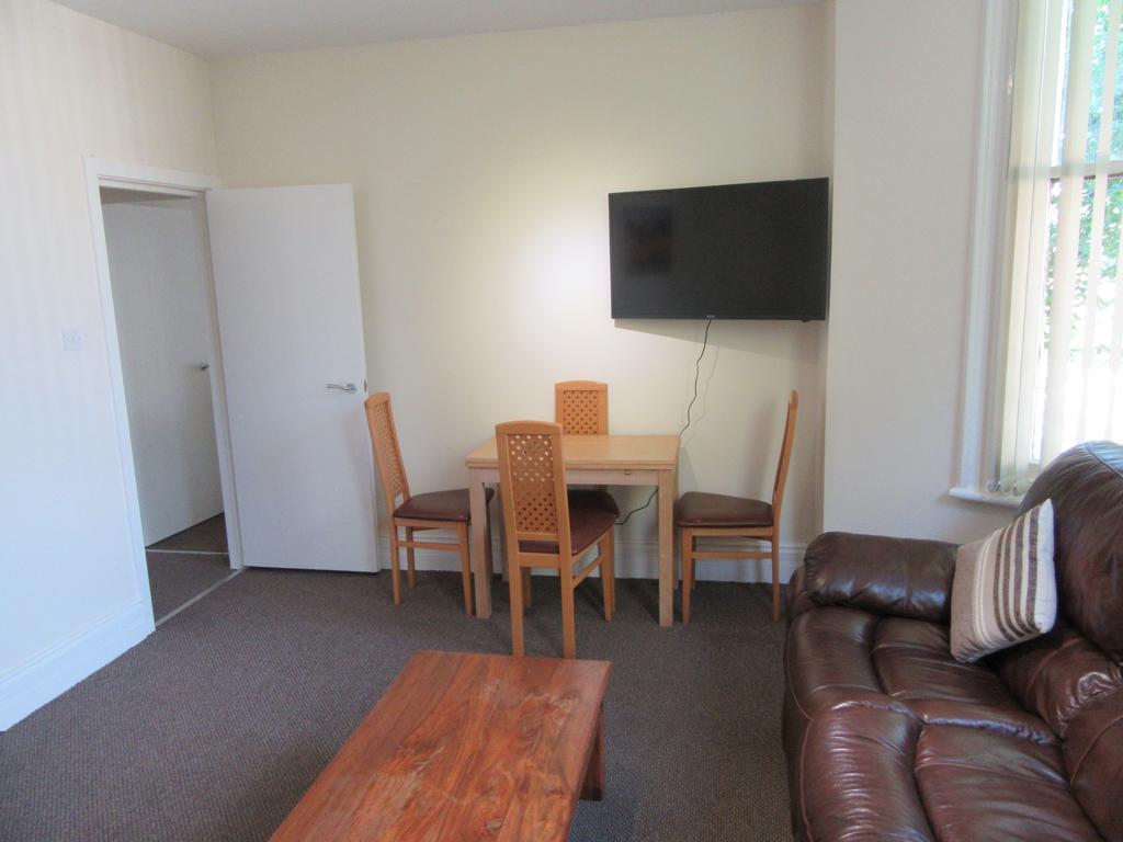 リヴァプールNo 4 - Large 2 Bed Near Sefton Park And Lark Laneアパートメント エクステリア 写真